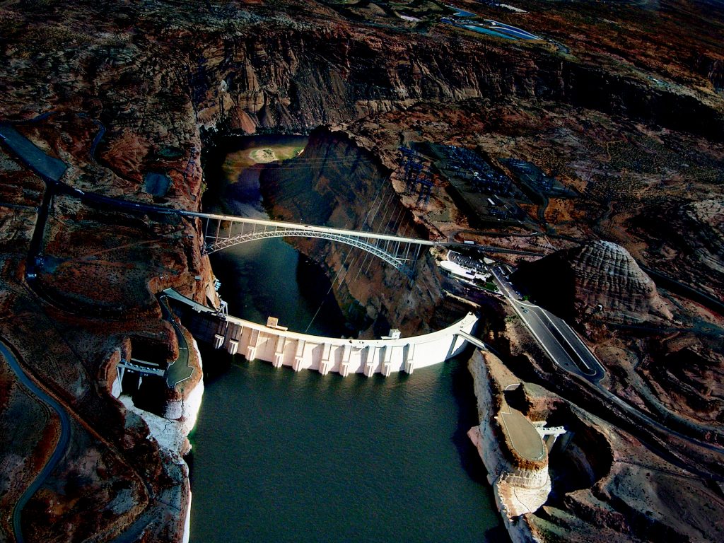 ERV scan of Glen_Canyon_Dam_Lake_Powell,_Arizona